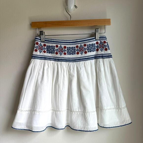 Sunday Best Aritzia Boho Embroidered Cotton Mini Skirt White Size 0 - Picture 2 of 8